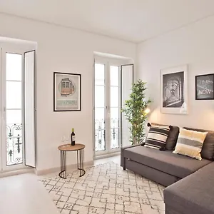 https://bmyguest-bica-river-view-apartments.hotels-lisbon-portugal.com
